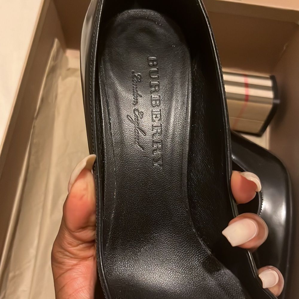 Burberry pumps - Picture 3 of 9